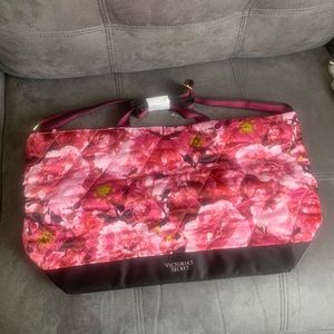 NWT Victoria’s Secret Tote